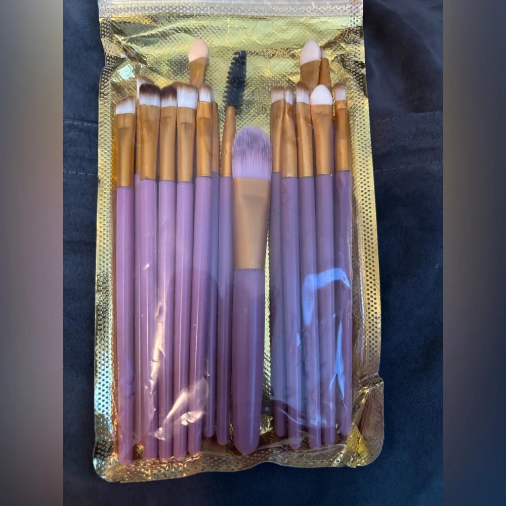 20 Piece Makeup Brush Set